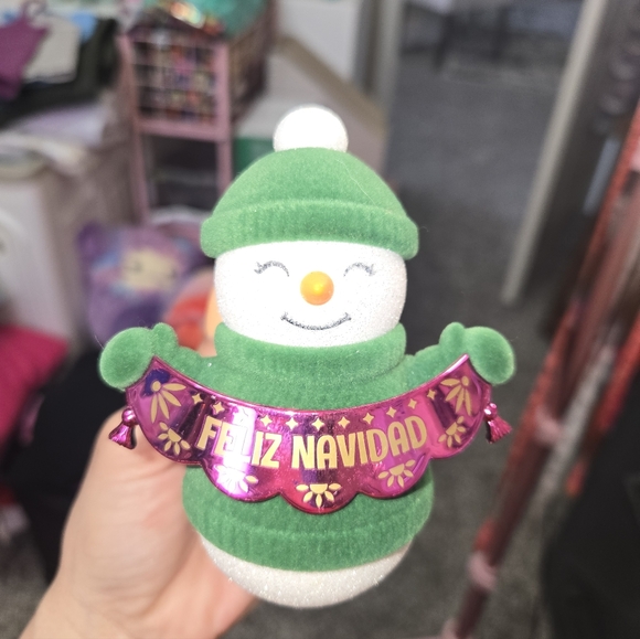 Wallflower Plug - Picture 3 of 4